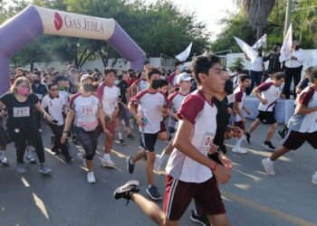 Toma parte Ayuntamiento en 94 Aniversario de Secundaria Técnica 1 “Alvaro Obregón”