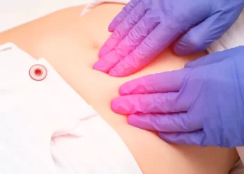 Alrededor de 3 mil mexicanas mueren anualmente por cáncer de ovario