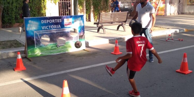 Se lucen instructores deportivos del Municipio