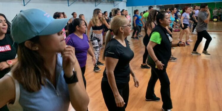 Son instructores deportivos del Municipio ponentes en Master Class de Ritmos Latinos