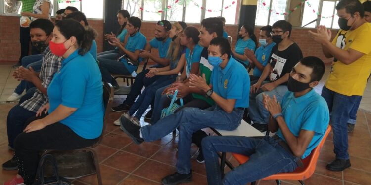 Extiende Lalo Gattás programa Deporte para Todos