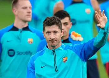 El Barça puede despedir a Lewi si juega pocos partidos