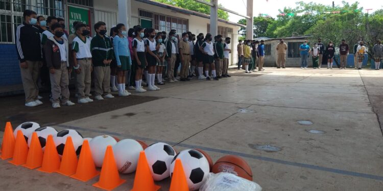 Combinan deporte y educación