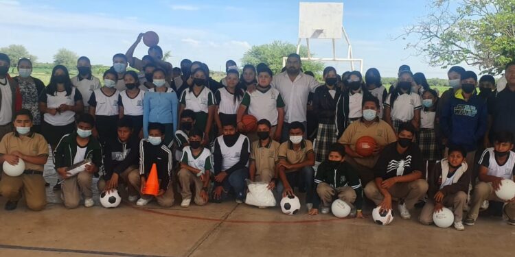 Combinan deporte y educación