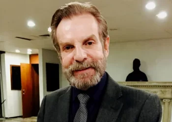 Alejandro Tommasi revela que su orientación cambió y ahora es pansexual