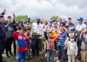 Brigadas UAT generan valor en la comunidad: Rector