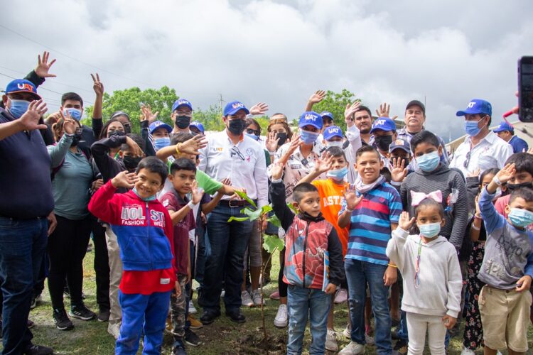 Brigadas UAT generan valor en la comunidad: Rector