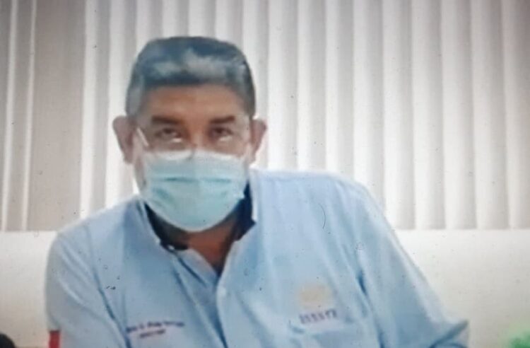 Director del ISSSTE Tampico Mario Wong solapa a aviadores