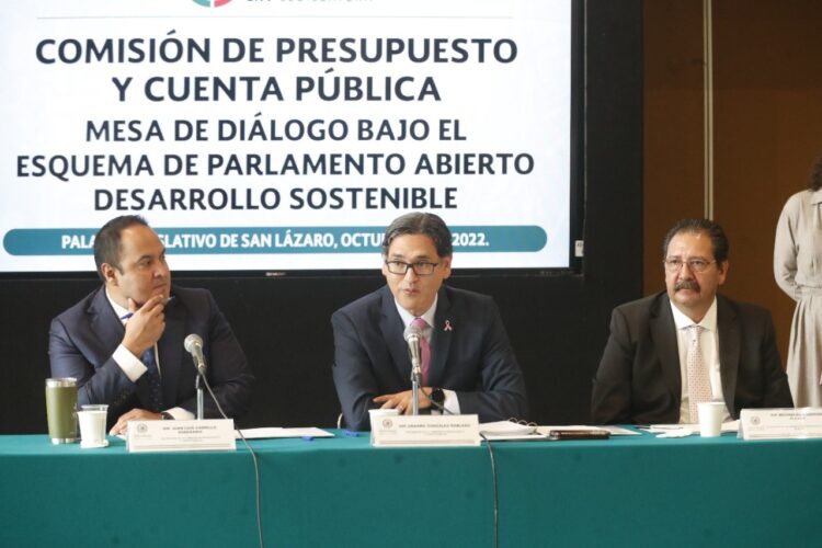 Se agotará el diálogo con fuerzas políticas y funcionarios para definir presupuesto 2023: Erasmo 