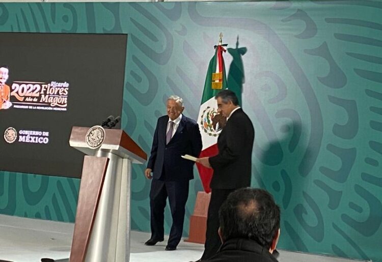 Salva AMLO sueldo trimestral de burócratas de Tamaulipas, tras saqueo Cabecista