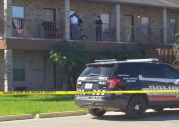 Jugaba con arma y le disparó  a su hermano, quien falleció