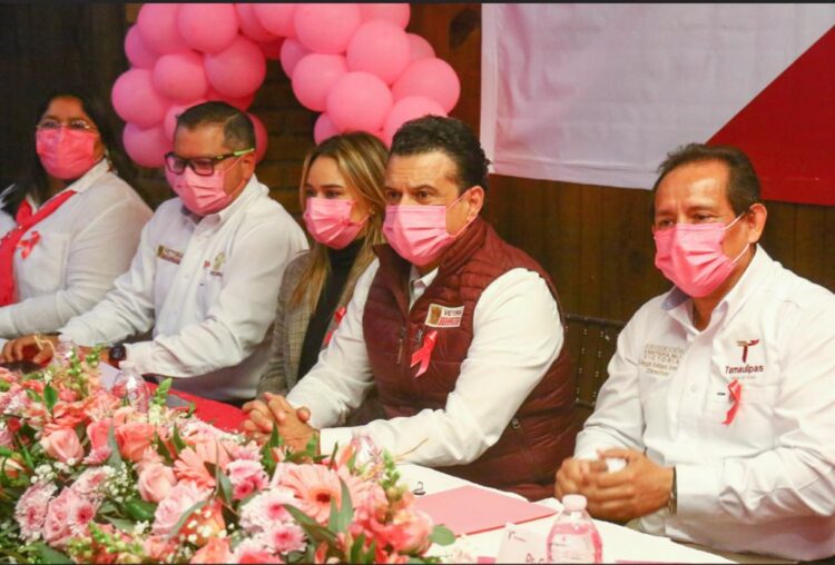 Llama a prevenir el cáncer de mama en Cd. Victoria.