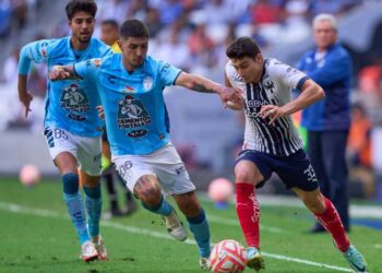 Pachuca empata 0-0 con Monterrey y cede terreno a Santos