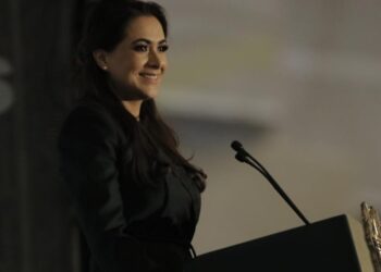 Tere Jiménez rinde protesta como gobernadora de Aguascalientes