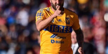 Gignac se luce en triunfo de Tigres 3-0 sobre San Luis