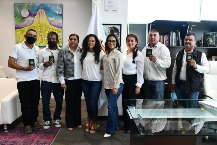 Gestiona Secretaría del Trabajo estancia legal de jornaleros en EU