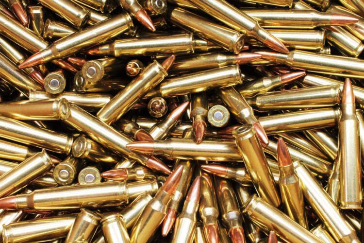 Confiscan cargamento de balas en puente de Mission