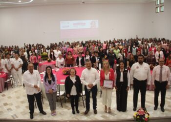 Fortalece SNTE acciones en la lucha contra cáncer de mama en Tamaulipas