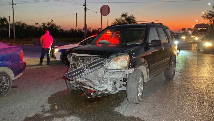 Obreros de maquiladora heridos en aparatoso choque