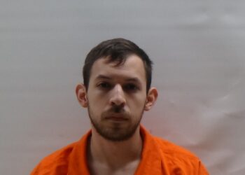 Lo detienen con droga y armas en Texas