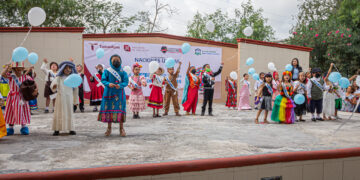Autoridades municipales y educativas conmemoran el LXXVII Aniversario del Día de las Naciones Unidas