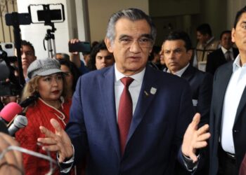 Maestros tendrán la seguridad laboral que por años se les negó: Américo Villarreal