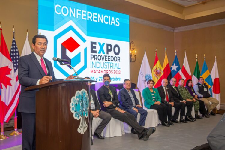 Inaugura Alcalde Mario López Expo Proveedor Industrial Index Matamoros 2022