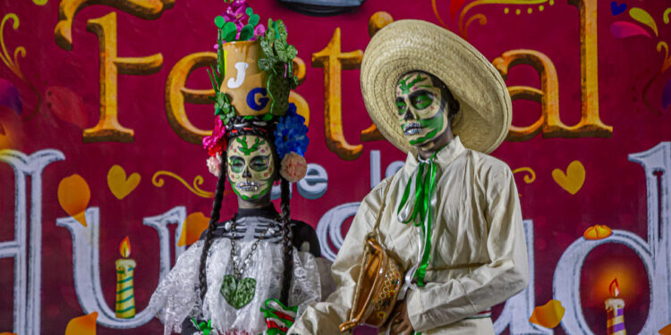 Inauguran “Festival de la Huesuda 2022” en Matamoros; cientos de familias abarrotan la Calle 9