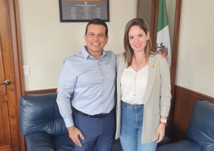 Revisan Cárdenas y Gattas detalles del Fondo de Capitalidad para Victoria