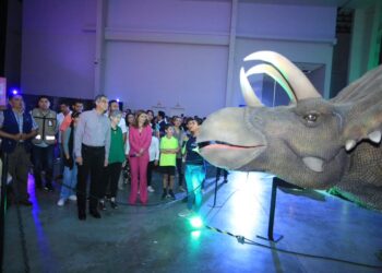Inaugura gobernador  el museo itinerante “Tierra de Dinosaurios” en Cd. Victoria