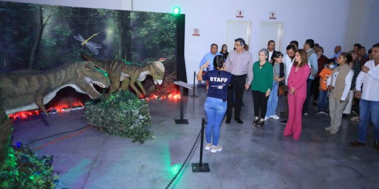 Inaugura gobernador  el museo itinerante “Tierra de Dinosaurios” en Cd. Victoria