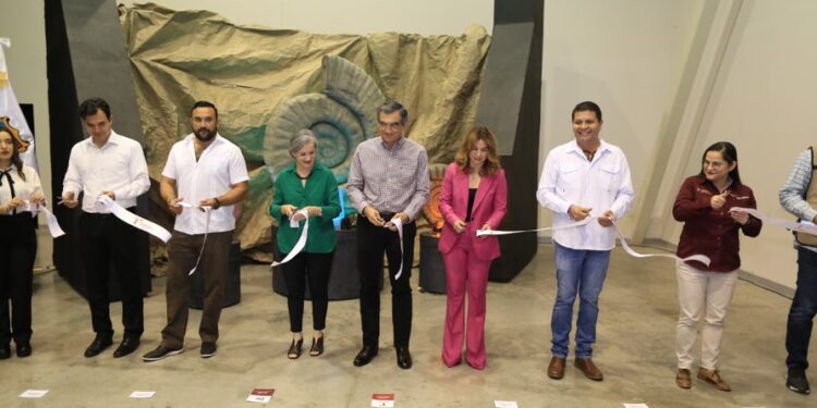 Inaugura gobernador  el museo itinerante “Tierra de Dinosaurios” en Cd. Victoria