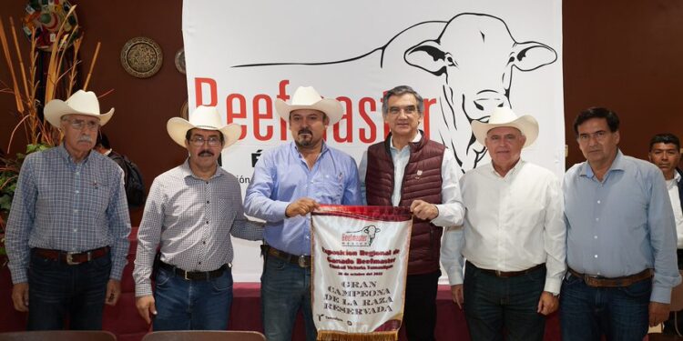 Comprometen ganaderos y Américo Villarreal recuperar el estatus sanitario de Tamaulipas