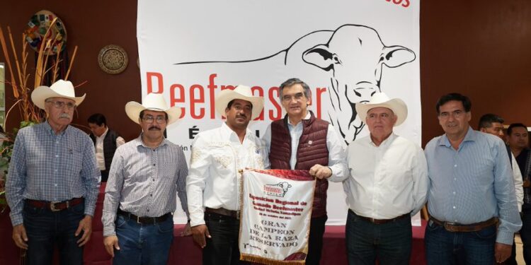 Comprometen ganaderos y Américo Villarreal recuperar el estatus sanitario de Tamaulipas