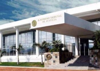 Pide el gobernador a jueces del Supremo Tribunal de Justicia, no actuar al margen de la ley