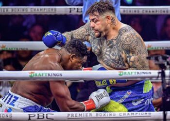 ¡El Destroyer regresará a una pelea por campeonato mundial!