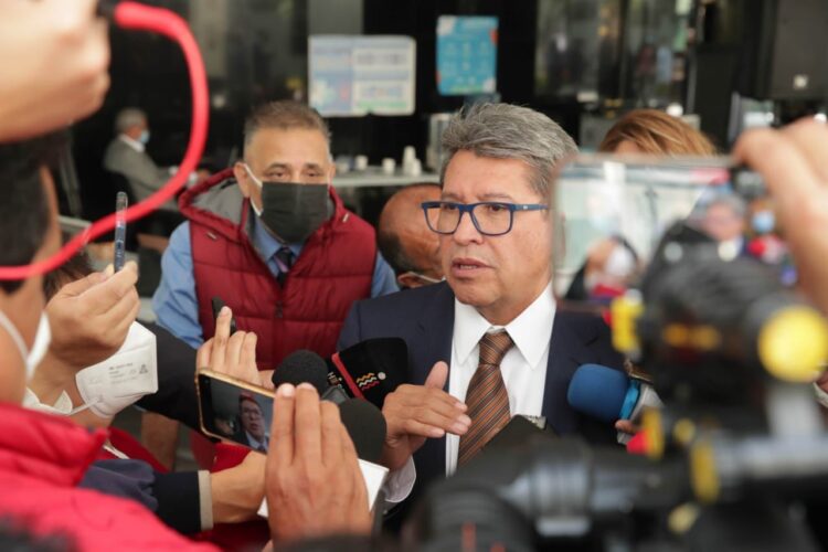 Para alcanzar consensos, se propondrá adendum a reforma sobre Fuerzas Armadas: Monreal