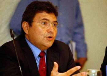 Va a prisión domiciliaria fundador de Homex por desfalco