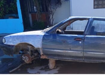 Autos chatarra abandonados, dañan imagen urbana de Victoria