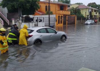Lluvias afectan 17 colonias de Cd. Madero.
