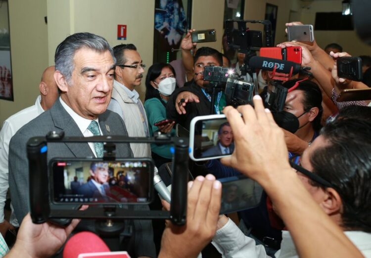 Cerramos la primera semana sin conflictos en seguridad, destaca el Gobernador.