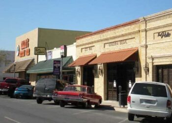 Microempresarios son el motor de economía texana: Abbott