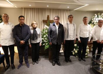 El Gobernador Américo da pésame a nombre del Presidente a familia del senador Faustino López