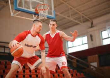 ¿Qué necesitas para jugar al Básquetbol como todo un profesional?