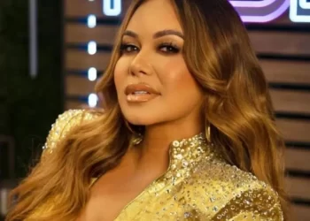 Chiquis Rivera confiesa que es 15% lesbiana