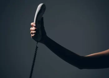 Apelan criminales a emociones para extorsionar