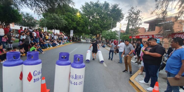 Raúl Flores, el Hombre Más Fuerte de Victoria