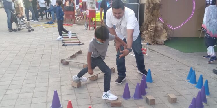 Promueve Deportes del Municipio lazo afectivo entre padres e hijos