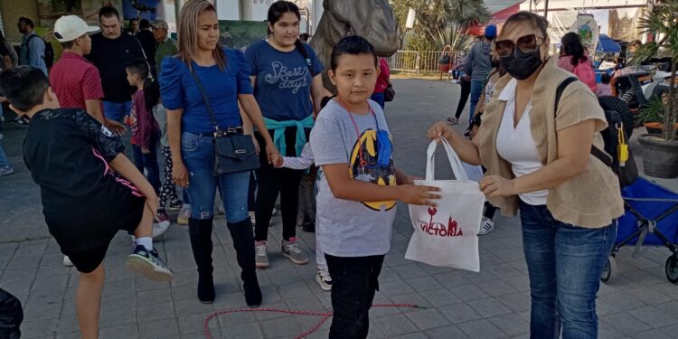 Promueve Deportes del Municipio lazo afectivo entre padres e hijos