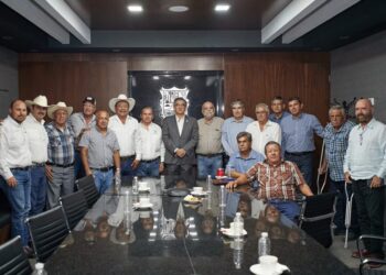 Habrá trasvase de “El Cuchillo” a “Marte R. Gómez”, dice AVA a agricultores del 026